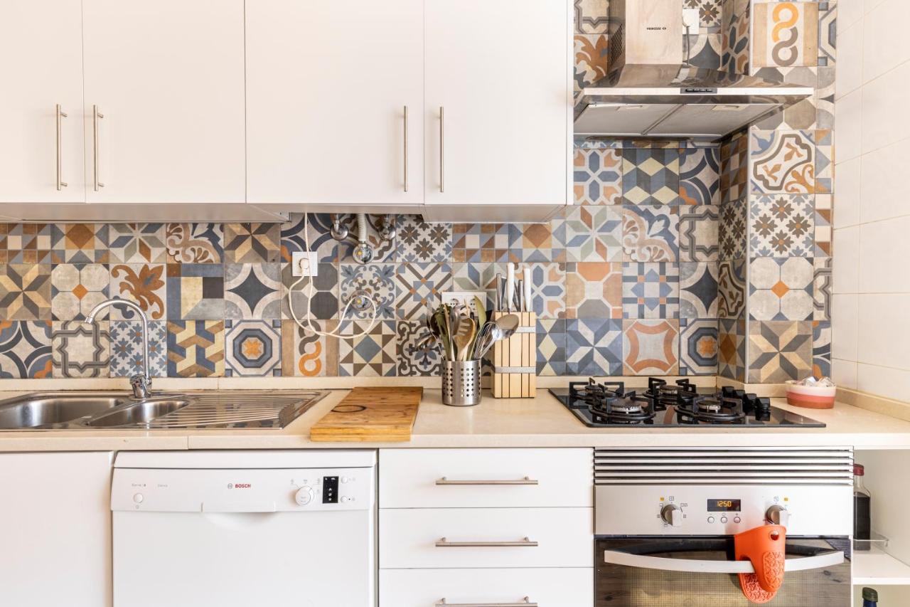 Comfy 3 Bedroom Apartment Campo De Ourique Lisboa Extérieur photo
